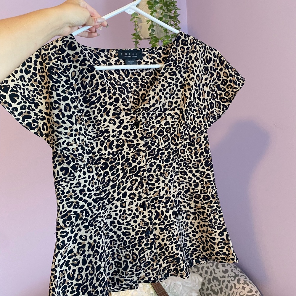 Francesca’s Top Never Worn